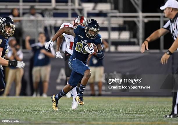 Emmanuel Robe Football Emmanuel College Football Team Photos and Premium High Res Pictures ...