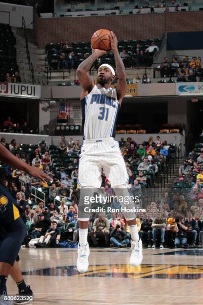 Terrence Ross of the Orlando Magic shoots the ball against the Indiana Pacers on November 27, 2017 at Bankers Life Fieldhouse in Indianapolis,...