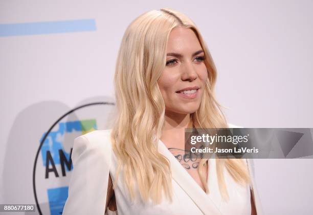 Singer Skylar Grey poses in the press room at the 2017 American Music Awards at Microsoft Theater on November 19, 2017 in Los Angeles, California.