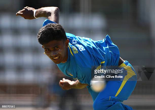 Isuru Udana of Sri Lanka in action during a nets session prior to the T20 World Cup at Lords on May 30, 2009 in London, England.