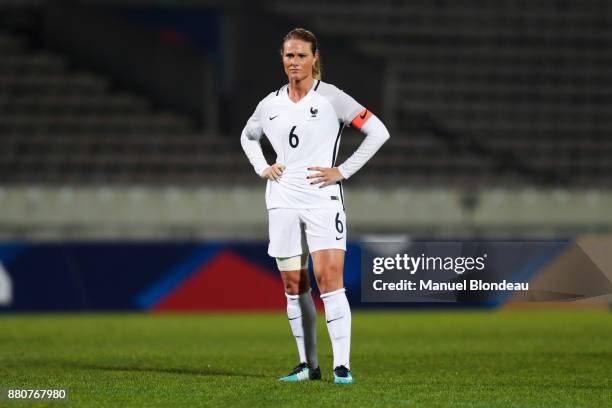 Amandine Henry of France during the Women's friendly international match between France and Sweden the at Stade Chaban-Delmas on November 27, 2017 in...