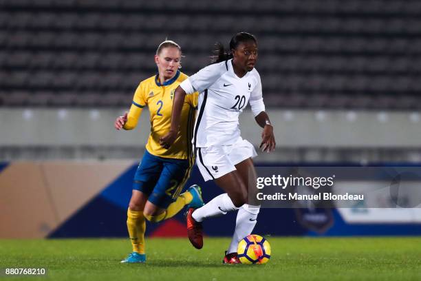 Kadidiatou Diani of France during the Women's friendly international match between France and Sweden the at Stade Chaban-Delmas on November 27, 2017...