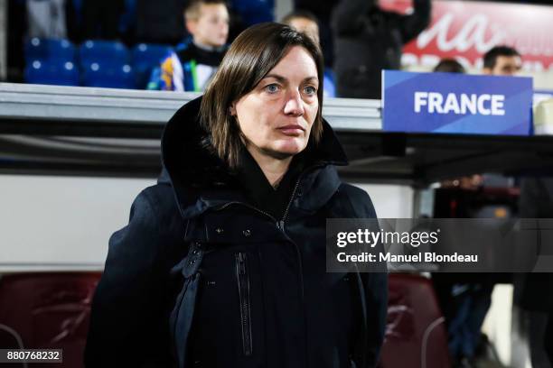 Head coach Corinne Diacre of France during the Women's friendly international match between France and Sweden the at Stade Chaban-Delmas on November...
