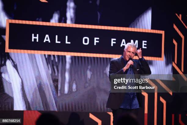 Why is Daryl Braithwaite stepping back from live music? Why is Daryl Braithwaite stepping back from live music?