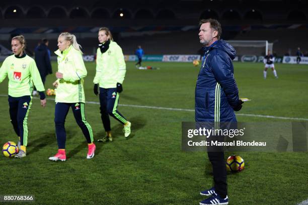 Head coach Peter Gerhardsson of Sweden during the Women's friendly international match between France and Sweden the at Stade Chaban-Delmas on...