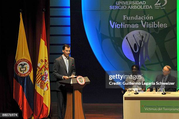 Spain's Crown Prince Felipe de Borbon speaks during the opening of the 5th International Congress for Victims of Terrorism, on May 29, 2009 in...