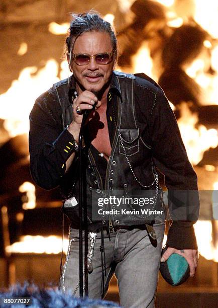Mike Rourke Hat 411 Mike Rourke Photos & High Res Pictures - Getty Images