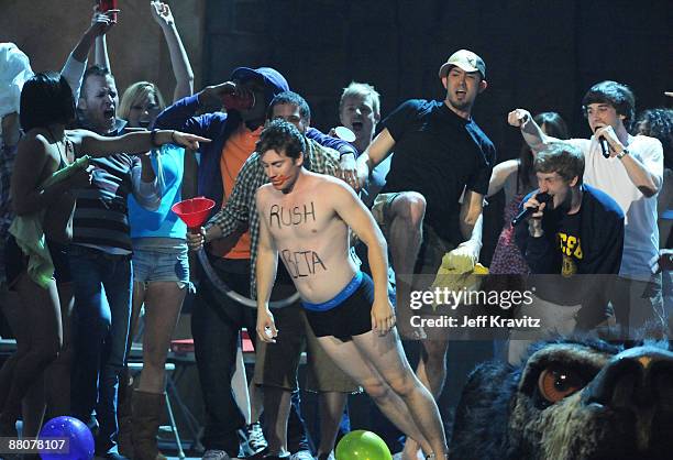 Rapper Asher Roth performs onstage at Spike TV's 2009 "Guys Choice Awards" held at the Sony Studios on May 30, 2009 in Los Angeles, California.