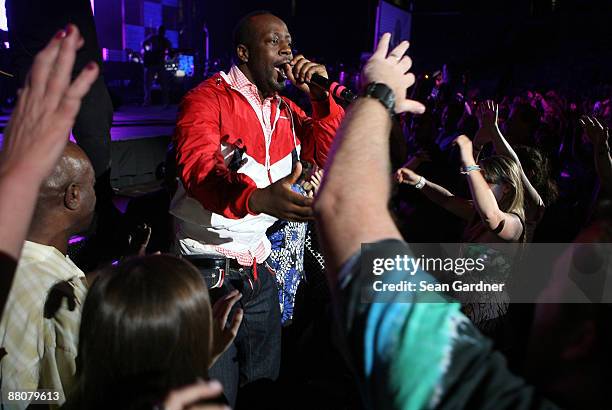 Wyclef Jean performs during the Domino Effect Benefit Concert at the New Orleans Arena on May 30, 2009 in New Orleans, Louisiana.