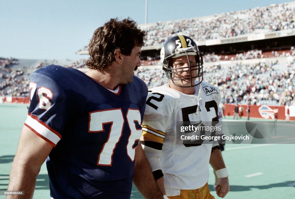 Pittsburgh Steelers v Buffalo Bills