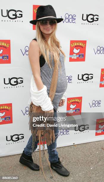 Personality Nicole Richie attends the 3rd annual Kidstock Music and Art Festival at Greystone Mansion on May 31, 2009 in Beverly Hills, California.