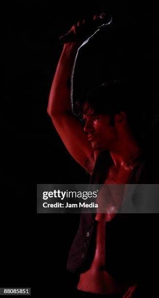 Leonardo de Lozzane of the music group Fobia performs at the festival Musica por la Tierra in Huatulco beaches on May 29, 2009 in Huatulco, Mexico.