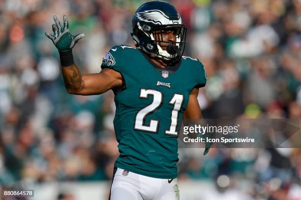 Philadelphia Eagles cornerback Patrick Robinson signals during the NFL game between the Chicago Bears and the Philadelphia Eagles on November 26,...