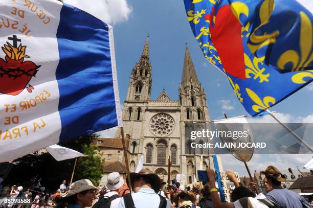 People arrive in front of the Chartres cathedral, on June 1, 2009 during the annual Pentecost pilgrimages, in Chartres. Pentecost, also known in...