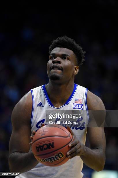 Udoka Azubuike of the Kansas Jayhawks shoots a free throw against the Texas Southern Tigers at Allen Fieldhouse on November 21, 2017 in Lawrence,...