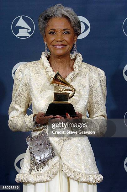 Nancy Wilson, winner of Best Jazz Vocal Album for "R.S.V.P. "