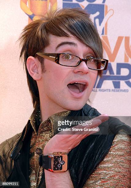 Designer Christian Siriano arrives at the 2009 MTV Movie Awards held at the Gibson Amphitheatre on May 31, 2009 in Universal City, California.