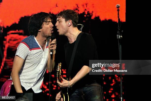 Snow Patrol perform on stage on day 3 of Pinkpop at Megaland on June 1, 2009 in Landgraaf, Netherlands.