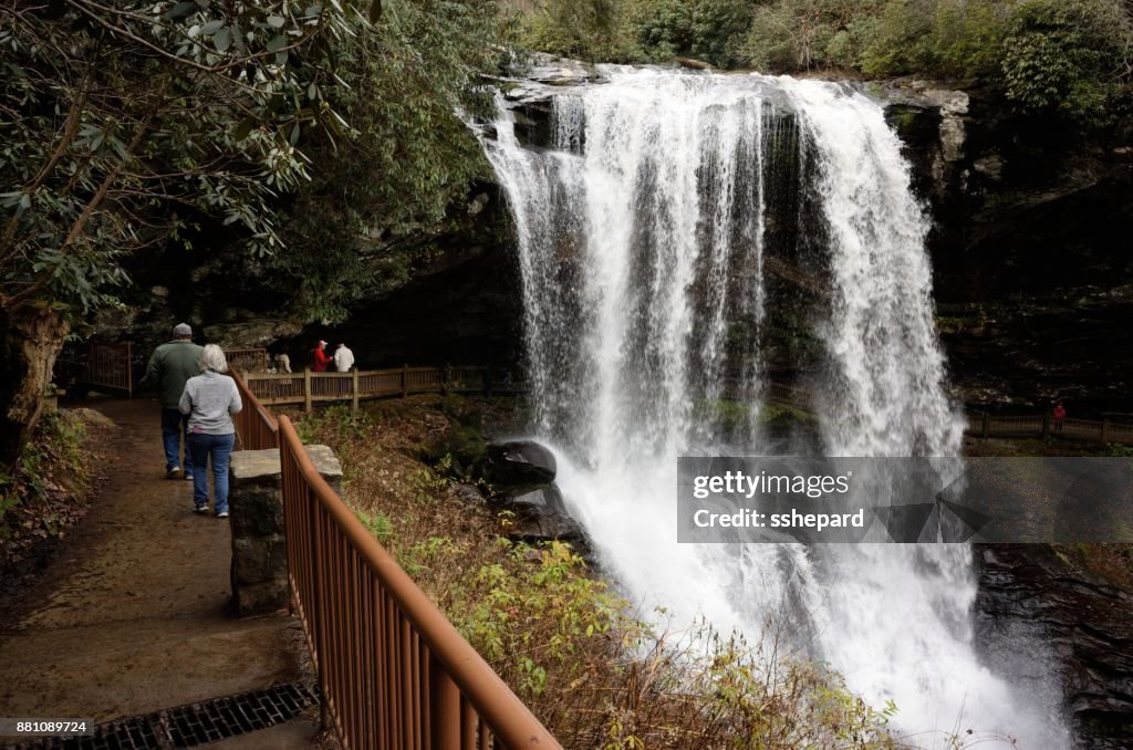 Walking down to Dry Falls