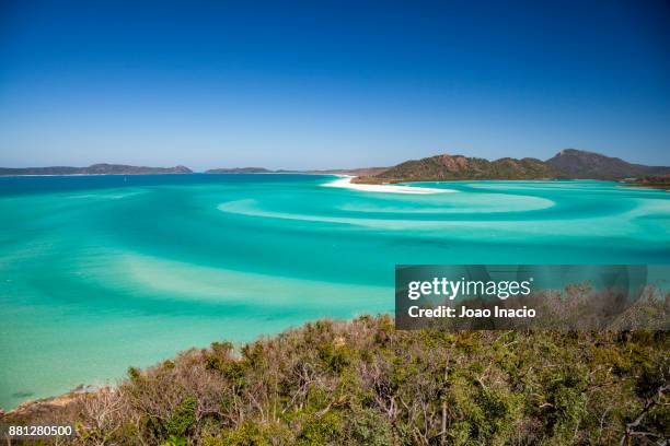 whitehaven beach, whitsunday, queensland, australia - whitsunday islands national park stockfoto's en -beelden