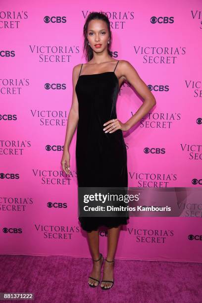 Lais Ribeiro Victoria Photos and Premium High Res Pictures - Getty Images