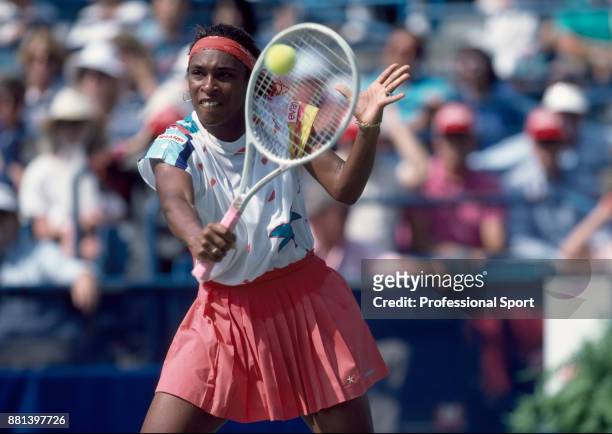 Zina Garrison of the USA in action during the US Open at the USTA National Tennis Center, circa September 1989 in Flushing Meadow, New York, USA.