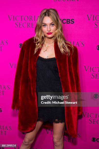 Roosmarijn de Kok attends the 2017 Victoria's Secret Fashion Show viewing party pink carpet at Spring Studios on November 28, 2017 in New York City.