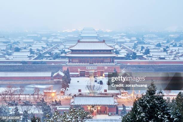 luftaufnahme der verbotenen stadt, peking, china - himmelstempel stock-fotos und bilder