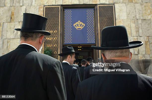 First Rabbi 15 First Rabbi Ordination At Ohel Jakob Synagogue Stock Photos, High ...