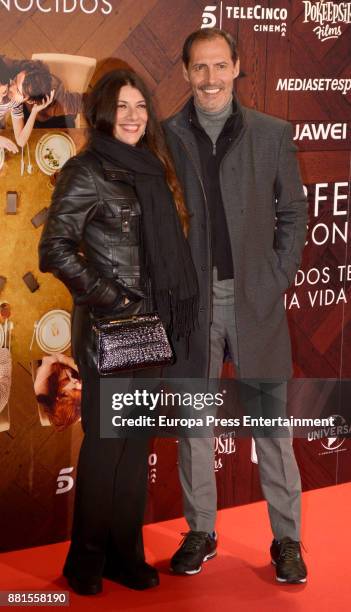 Manuel Bandera and Marisol Muriel attend the 'Perfectos desconocidos' premiere at Capitol cinema on November 28, 2017 in Madrid, Spain.