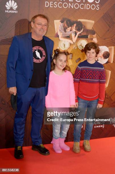 Pablo Carbonell and her daugher Mafalda Carbonell attend the 'Perfectos desconocidos' premiere at Capitol cinema on November 28, 2017 in Madrid,...