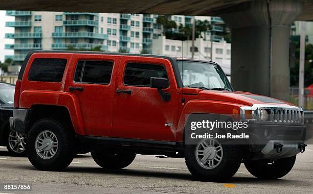 Hummer manufactured by General Motors Corp. Is seen June 2, 2009 in Miami, Florida. Reports indicate that GM has an agreement to sell its Hummer...