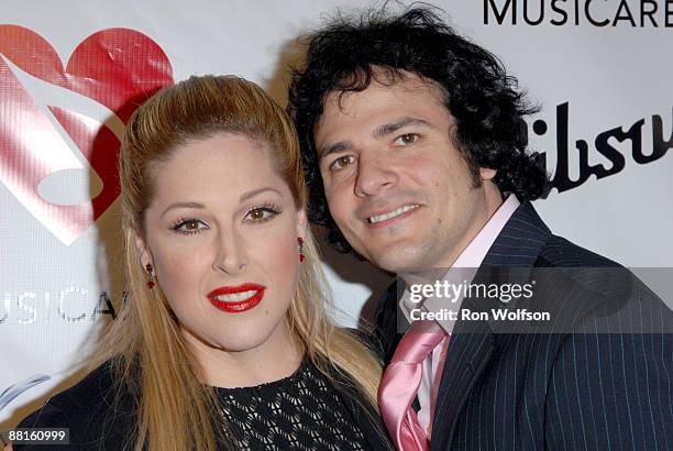 Carnie Wilson and husband Rob Bonfiglio