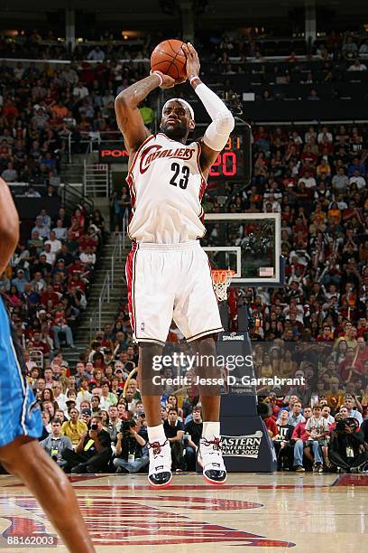 LeBron James of the Cleveland Cavaliers shoots a jumper in Game Five of the Eastern Conference Finals against the Orlando Magic during the 2009 NBA...