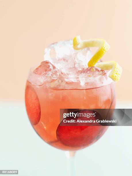 glass of plum sangria - alexandra summers bildbanksfoton och bilder