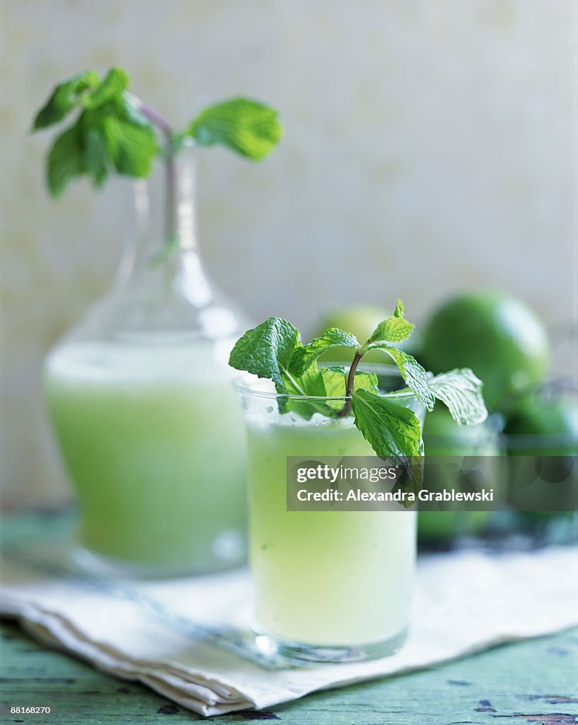 Cucumber lime smoothie