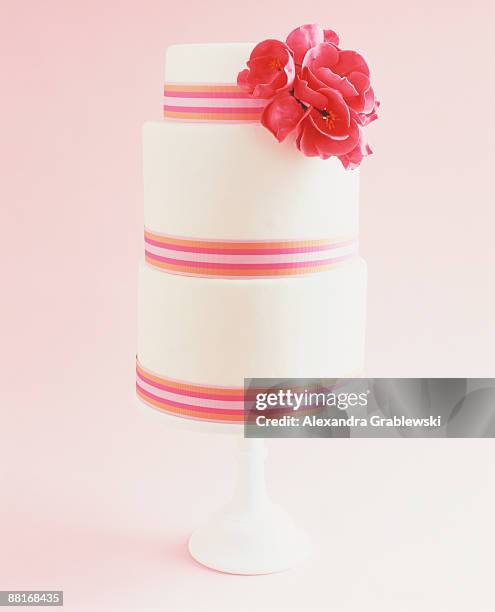 Red Ribbon Roses Cakes 467 Red Ribbon Cake Stock Photos, High-Res Pictures, and Images - Getty ...