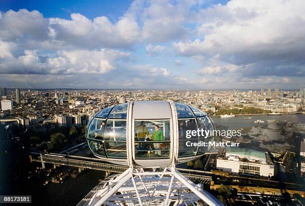 "london eye , london , england ," - millennium wheel imagens e fotografias de stock