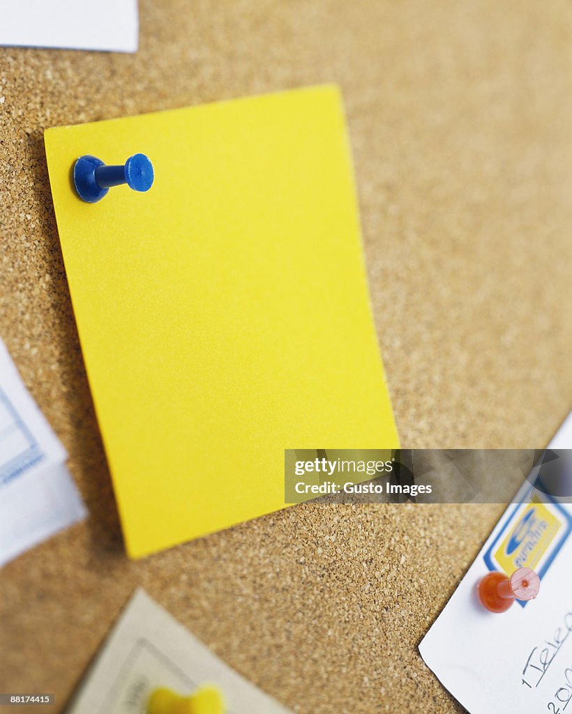 Note on bulletin board