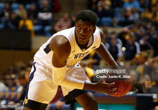 Lamont West of the West Virginia Mountaineers in action against the Long Beach State 49ers at the WVU Coliseum on November 20, 2017 in Morgantown,...