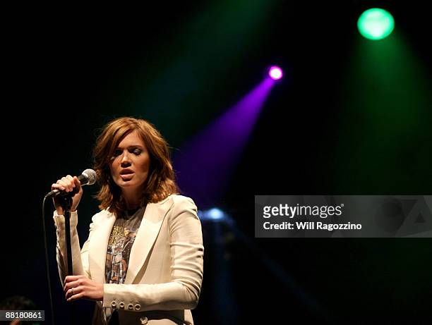 Singer/Actress Mandy Moore performs at the Highline Ballroom on June 2, 2009 in New York City.