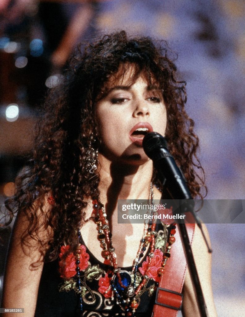 Bangles Singer Singer Susanna Hoffs of American group The Bangles performs on Na ...
