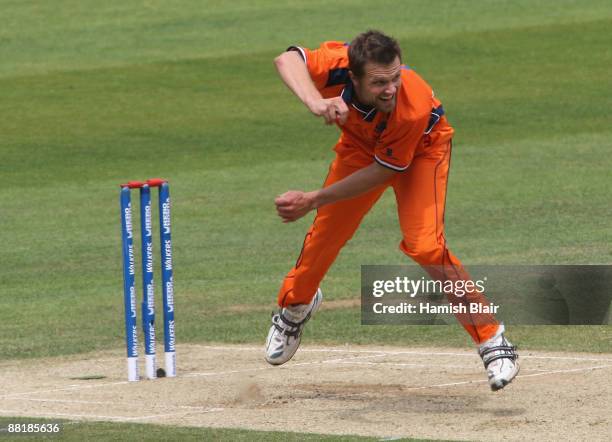 Dirk Nannes of Netherlands in action during the Twenty20 warm up match between Netherlands and Scotland at The Brit Oval on June 3, 2009 in London,...