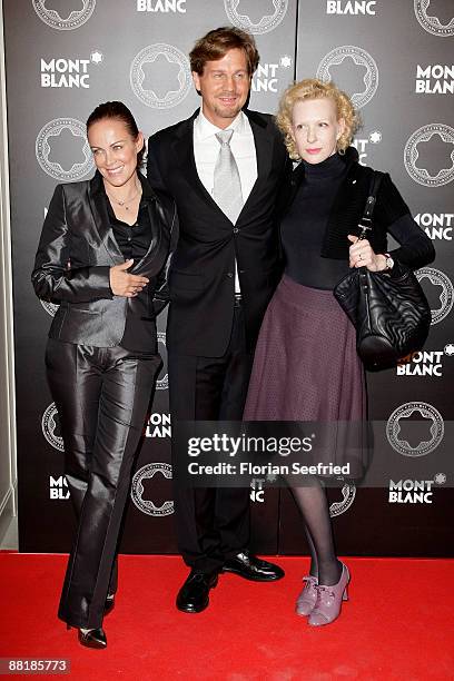 Actress Sonja Kirchberger, actor Thomas Heinze and actress Sunnyi Melles attend the Montblanc Award 2009 at Hotel de Rome on June 3, 2009 in Berlin,...