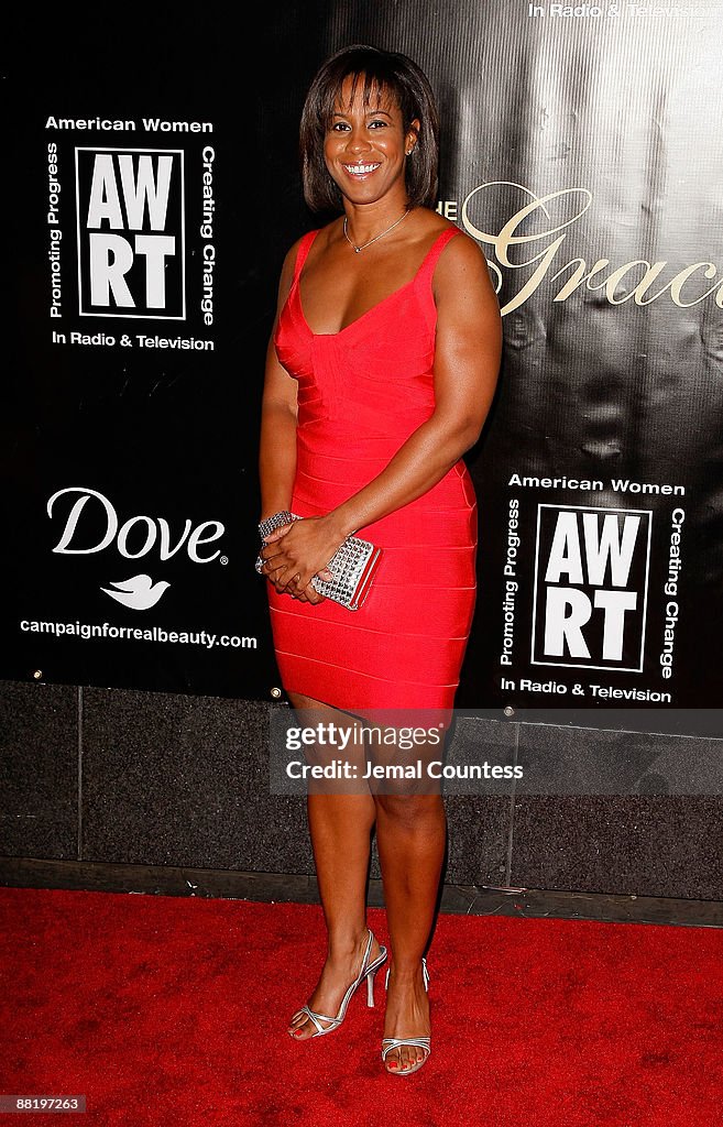 Awrt Journalist Lisa Salters attends the 34th Annual AWRT Gracie Awards ...