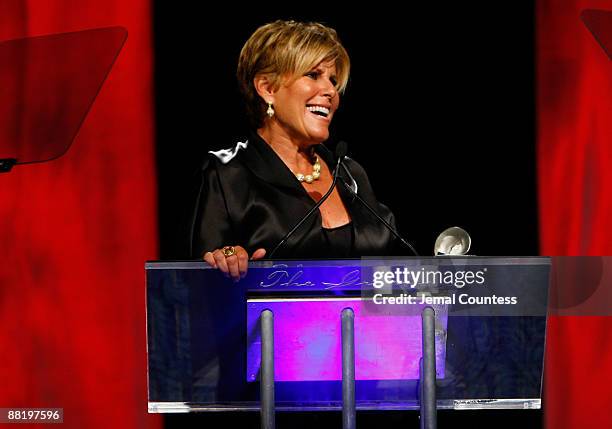 Awrt Suze Orman Show Photos and Premium High Res Pictures - Getty Images
