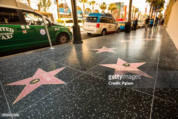hollywood walk of fame i los angeles kalifornien usa - walk of fame bildbanksfoton och bilder
