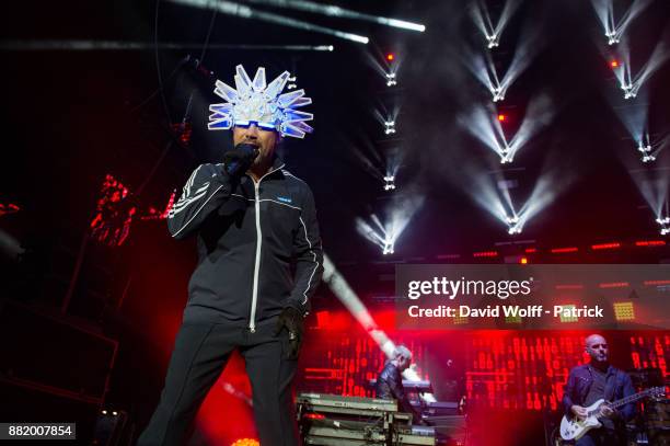 Jamiroquai performs at AccorHotels Arena on November 29, 2017 in Paris, France.