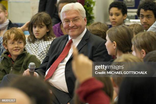 German Foreign Minister and Vice-Chancellor Frank-Walter Steinmeier attends a discussion round with pupils of the Nelson-Mandela-School in Berlin on...