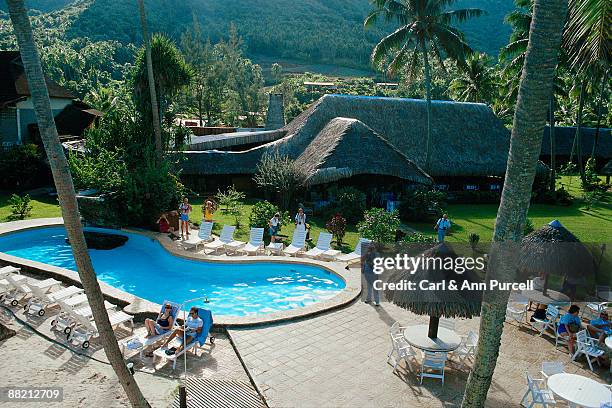 swimming pool area at resort - ann purcell stockfoto's en -beelden